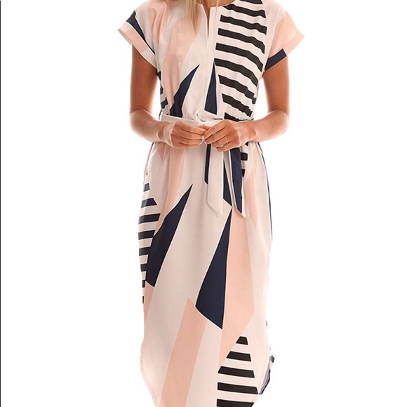 drimmaks Dresses & Skirts - Short Sleeve Midi dress with belt